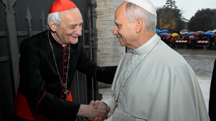 Papieża przywitał kard. Matteo Zuppi, przewodniczący Konferencji Episkopatu Włoch