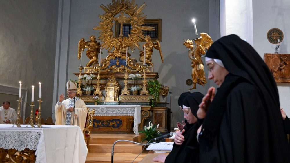 Leon XIV la Sfânta Liturghie din mănăstirea augustinienelor de la Montefalco