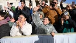 Bato ya mobémbo mwa boyambi na esengo ya bozali na likita lya banso ya lelo mokolo ya misatro 26 ya sa,za ya zomi na yoko na esika Santu-Petelo