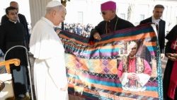 200 representanter för den katolska eparkin Keren, Eritrea, var närvarande vid den allmänna audiensen den 26 november tillsammans med dess biskop Kidane Yebio. Biskopen överlämnade gåvor till påven Leo XIV.