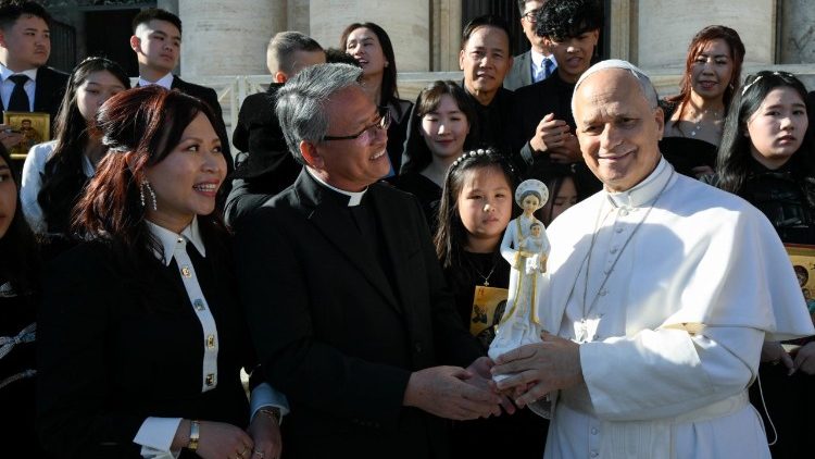 ”Ilman toivoa on riski, että elämä näyttäytyy vain poikkeamana kahden ikuisen yön välissä”, totesi paavi Leo XIV keskiviikon yleisvastaanotolla. 