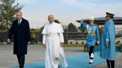 2025.11.27 Viaggio Apostolico in Turkiye - Cerimonia di benvenuto