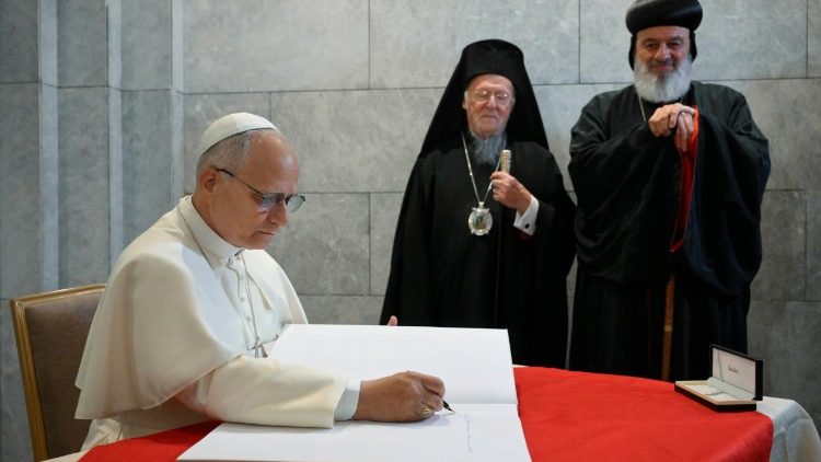 La firma del Libro d'onore