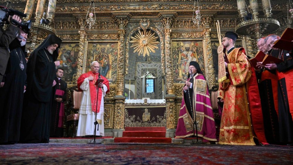Doxologie en l'église patriarcale Saint-Georges d'Istanbul, samedi 29 novembre 2025. 