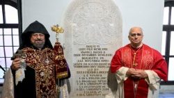 2025.11.30 Viaggio Apostolico in Turkiye - Visita di Preghiera alla Cattedrale Armena Apostolica