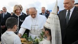 2025.11.30 Viaggio Apostolico in Libano - Arrivo all'Aeroporto Internazionale di Beirut e cerimonia di benvenuto