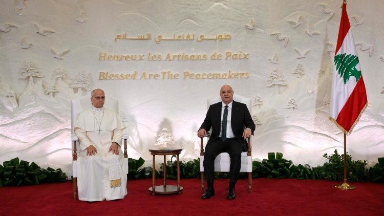  Papež Leon XIV. in libanonski predsednik Džozef Aun