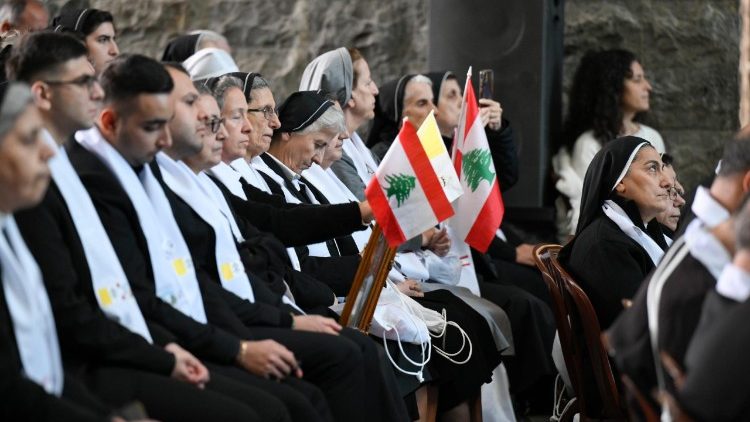 Pope Leo met with clergy, consecrated persons and pastoral workers in Lebanon