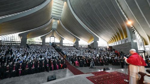 Leone XIV alla Chiesa libanese: tra le macerie del mondo offrite strade di rinascita
