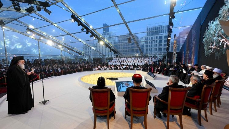  Encontro Ecumênico e Inter-religioso na Praça dos Mártires em Beirute