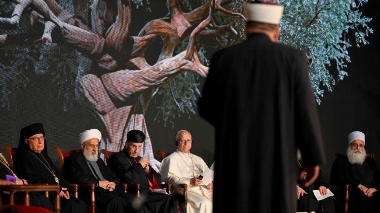 2025.12.01 Viaggio Apostolico in Libano - Incontro Ecumenico e Interreligioso in Piazza dei Martiri a Beirut