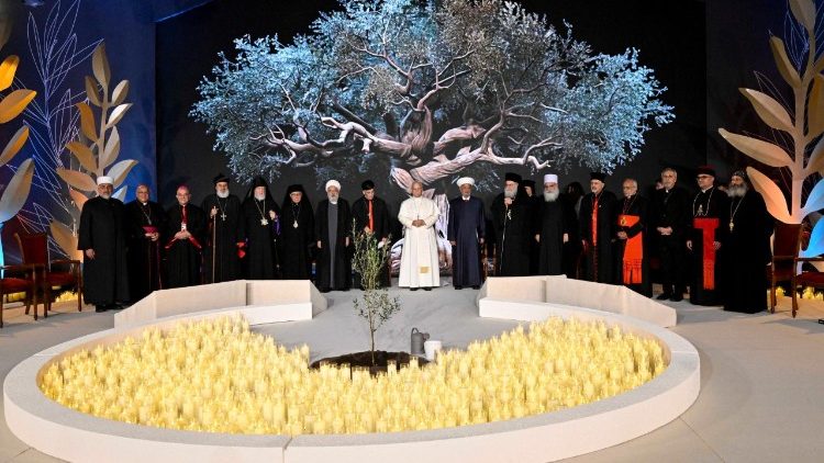 2025.12.01 Viaggio Apostolico in Libano - Incontro Ecumenico e Interreligioso in Piazza dei Martiri a Beirut