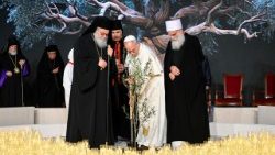 Encontro Ecuménico e Inter-religioso, na Praça dos Mártires em Beirut, durante a Viagem Apostólica do Papa Leão XIV à Turquia e ao Líbano