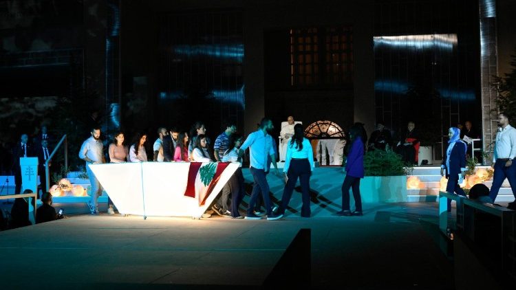 Umoja ni nguvu utengeno ni udhaifu