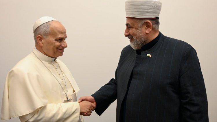 2025.12.01 Viaggio Apostolico in Libano - Incontro con i Capi delle comunità religiose musulmane e druse