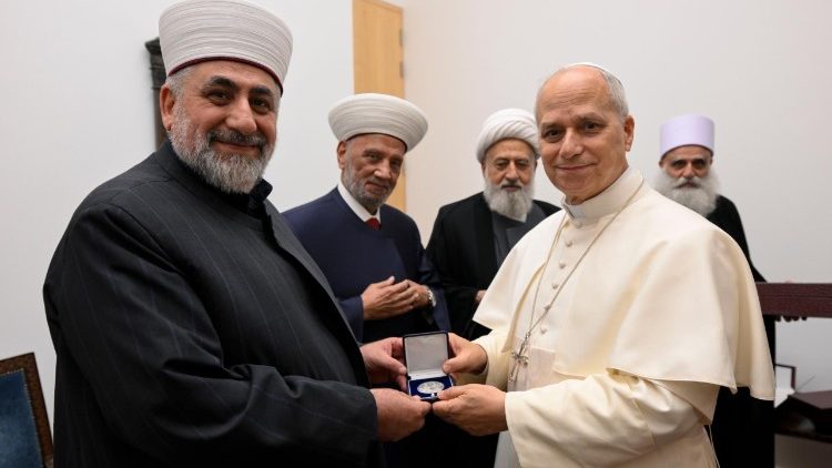 Wieczorem w Nuncjaturze Papież spotkał się ponownie z przywódcami islamskimi i druzyjskimi