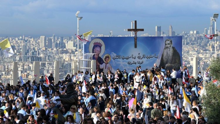 Misa Takatifu katika fukwe za Beiruti