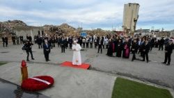 2025.12.02 Viaggio Apostolico in Libano - Preghiera silenziosa al luogo dell’esplosione del porto di Beirut