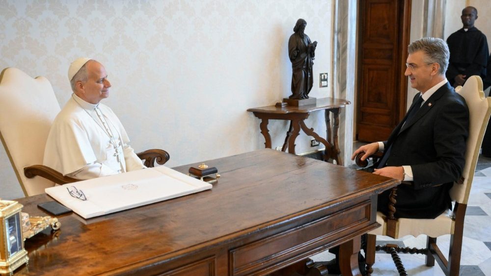 Papa Lav XIV. i premijer Plenković u razgovoru