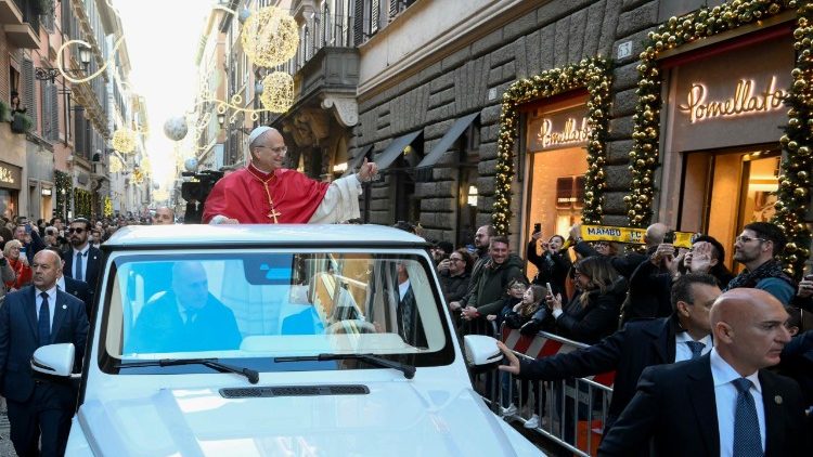 Папата сред вярващите на вия дел Бабуино