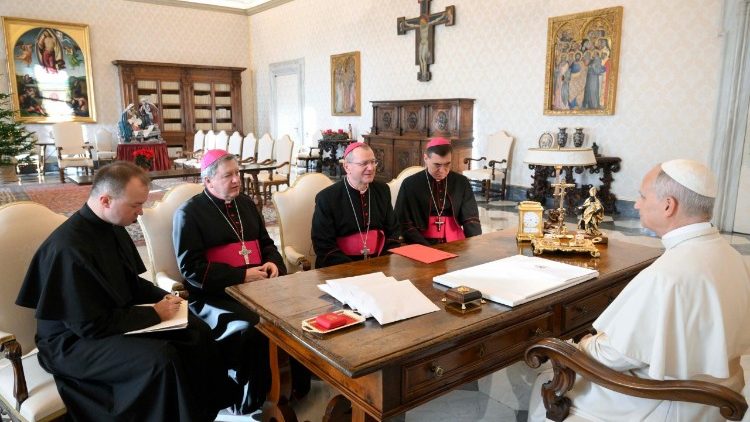 Prezydium KEP podczas audiencji u Ojca Świętego