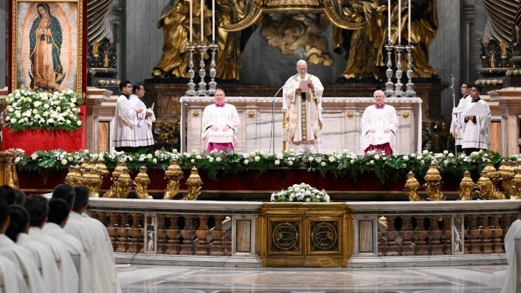 البابا يحتفل بالقداس الإلهي في عيد العذراء مريم سيّدة غوادالوبي