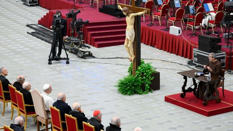 Deuxième prédication de l'Avent du père Roberto Pasolini, en salle Paul VI, le 12 décembre 2025. 