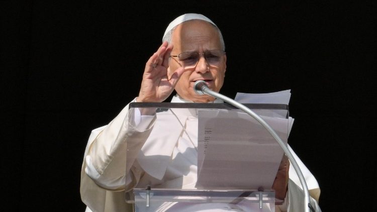 മധ്യാഹ്ന പ്രാർത്ഥനാവേളയിൽ പാപ്പാ 