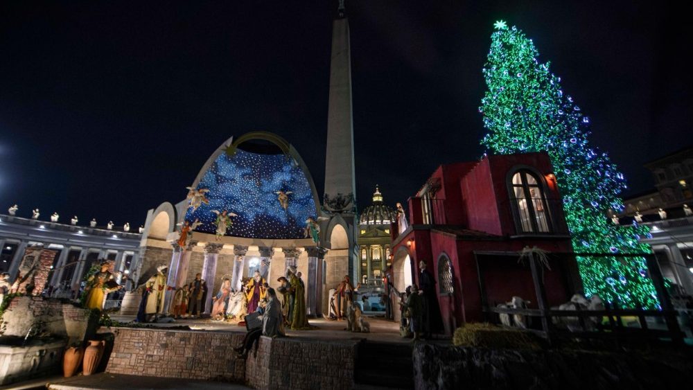 Inauguration de la crèche de la place Saint-Pierre, le 15 décembre 2025. 