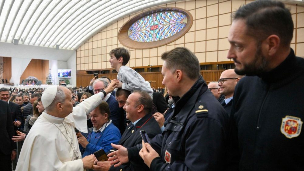 2025.12.22 Auguri ai Dipendenti della Curia Romana, del Governatorato SCV e del Vicariato di Roma