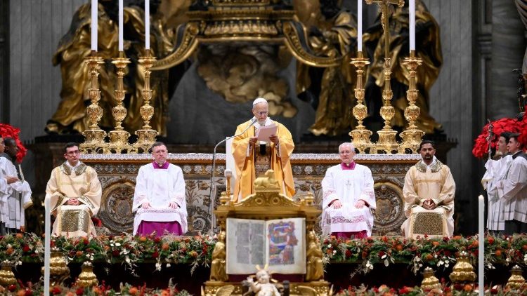 Papst Leo XIV. in der Christmette 2025