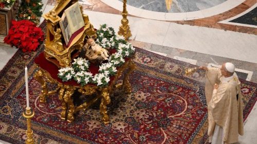 Мир Божий рождается среди руин