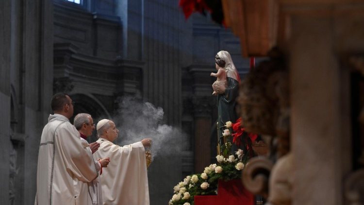 Santa misa presidida por el Papa Le&oacute;n XIV en la solemnidad de Santa Mar&iacute;a Madre de Dios, jueves 1 de enero de 2026