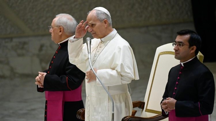 P&aacute;pai &aacute;ld&aacute;s