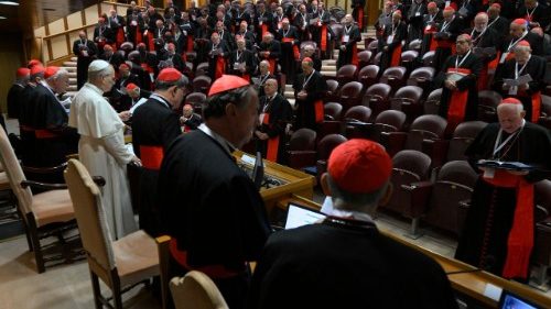 Papst an Kardin&auml;le: Bei Konsistorium &uuml;ber Evangelii Gaudium nachdenken