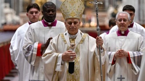 Papież do kardynał&oacute;w: odkrywajmy dary i zamysły Opatrzności