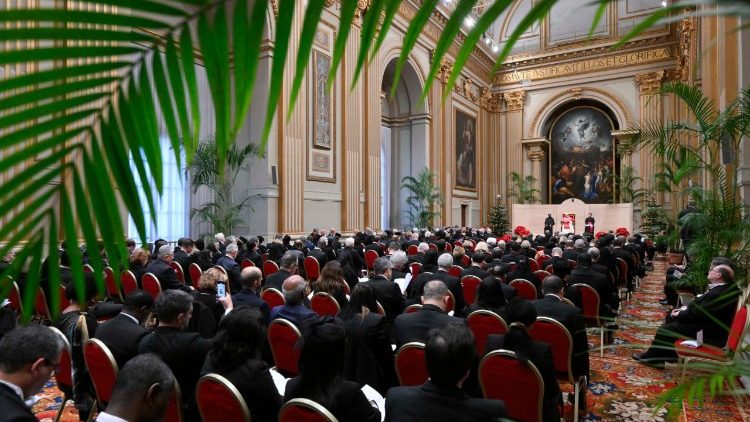 Mabalozi na wawakilishi wa Mashhirika ya Kimataifa mjini Vatican