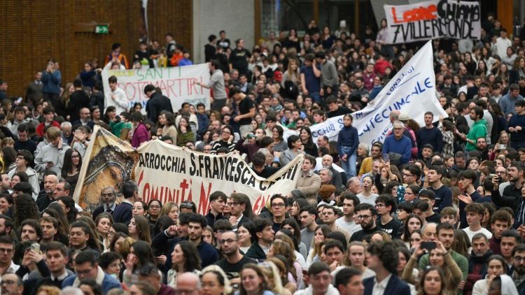 J&oacute;venes participantes en el encuentro con el Papa Le&oacute;n XIV el s&aacute;bado 10 de enero de 2026