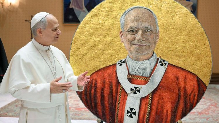 Mozaikę wykonało watykańskie studio