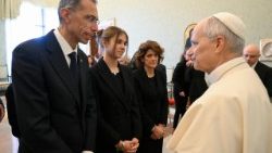 Papież wcześniej - 15 stycznia - przyjął w Watykanie rodziny ofiar Crans-Montany