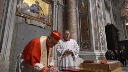 Holy Door of St. Peter’s Basilica sealed in solemn rite