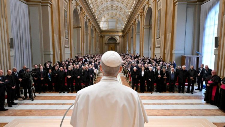 Udienza del Papa nell'Aula delle Benedizioni