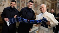 Леў XIV прыняў італьянскі футбольны клуб “Кома”