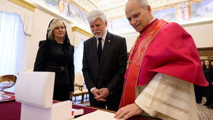 Der Tschechische Präsident Petr Pavel und Papst Leo XIV.