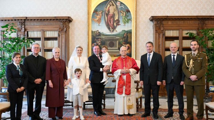 A foto oficial do encontro com o Papa Le&atilde;o XIV