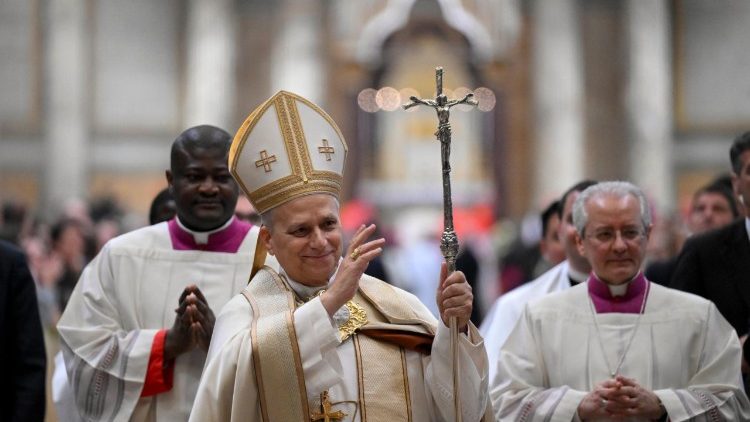 Papež Lev XIV. při druhých nešporách v Bazilice sv. Pavla za hradbami, 25. ledna 2026