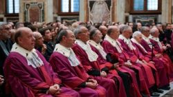 Sheria ya Mungu ni chemchemi ya haki, amani na upendo; ni dira na mwongozo wa maisha adili na matakatifu.