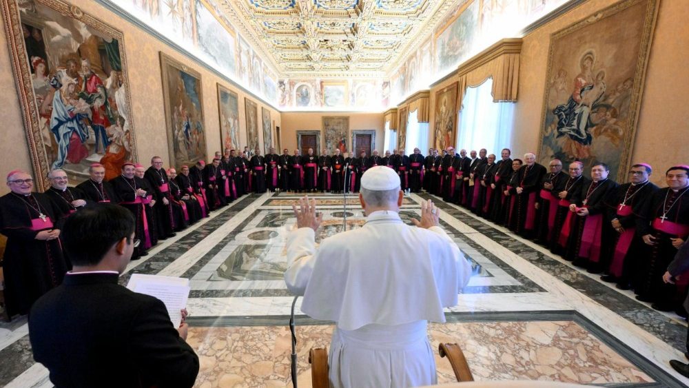 Папская аўдыенцыя для біскупаў Перу