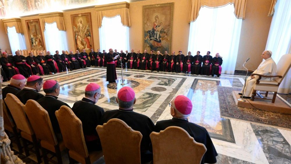 Папская аўдыенцыя для біскупаў Перу