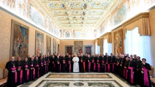 Le&oacute;n XIV a los obispos del Per&uacute;: Vivan como los Ap&oacute;stoles, con sencillez 